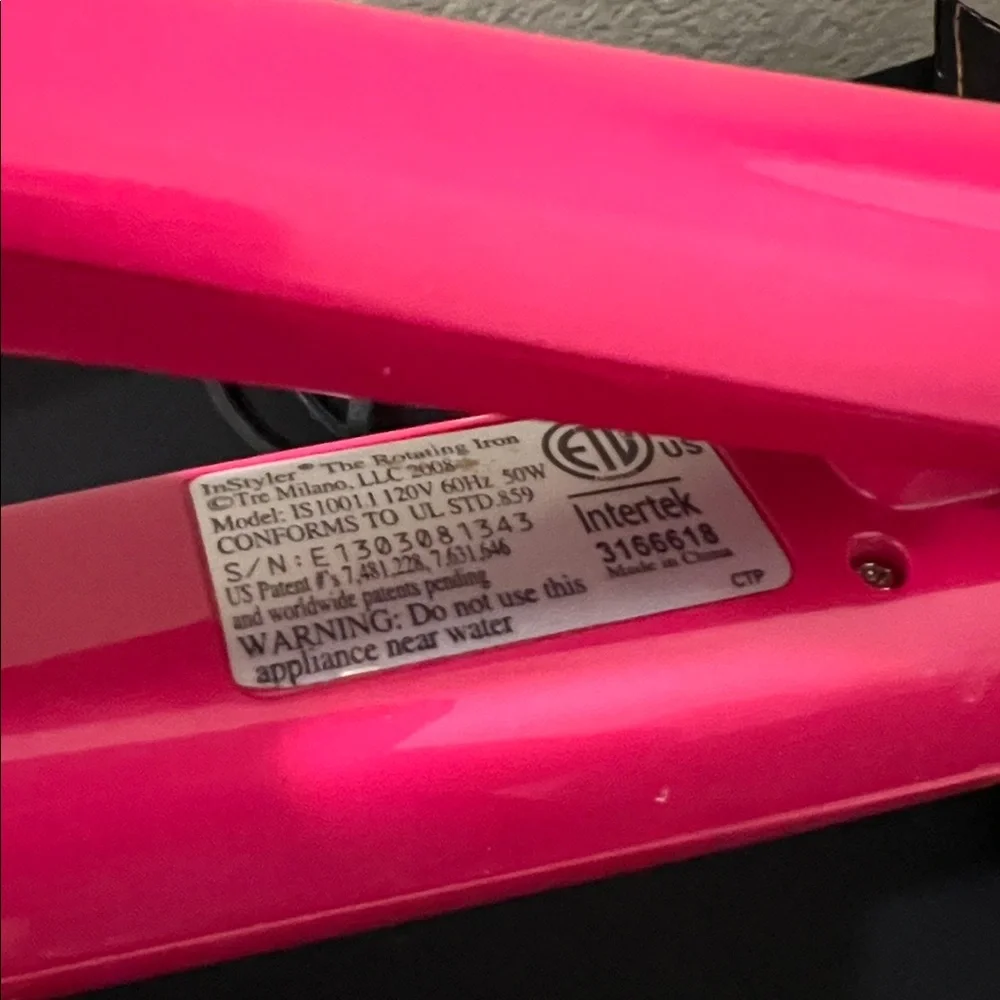 Instyler rotating heated iron and brush- Pink Hair Styling Tool - Picture 3 of 6